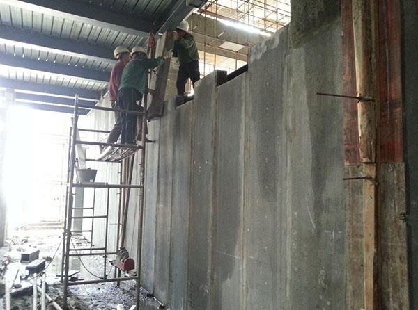 輕質隔墻板安裝